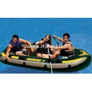 Comfortable 0.75mm PVC 3 Person Inflatable Boat Set Up With Oars